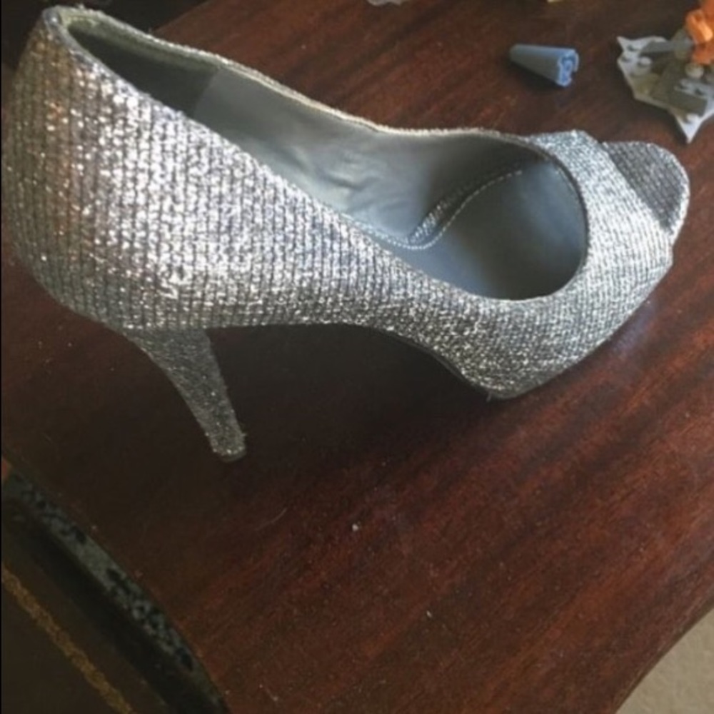 Vera Wang platform glitter heels